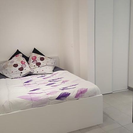 Colbert Apartment Dieppe Exterior foto